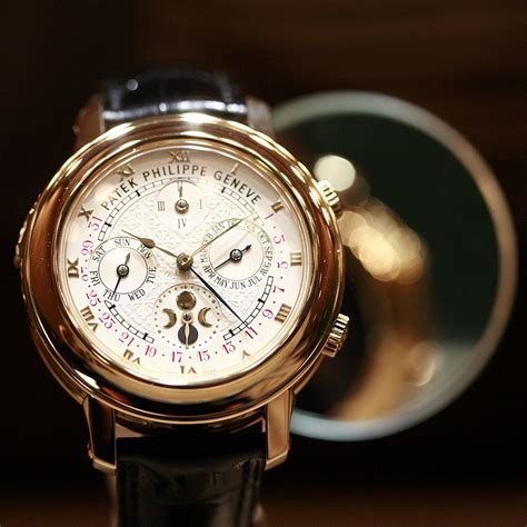 history of patek philippe watches.